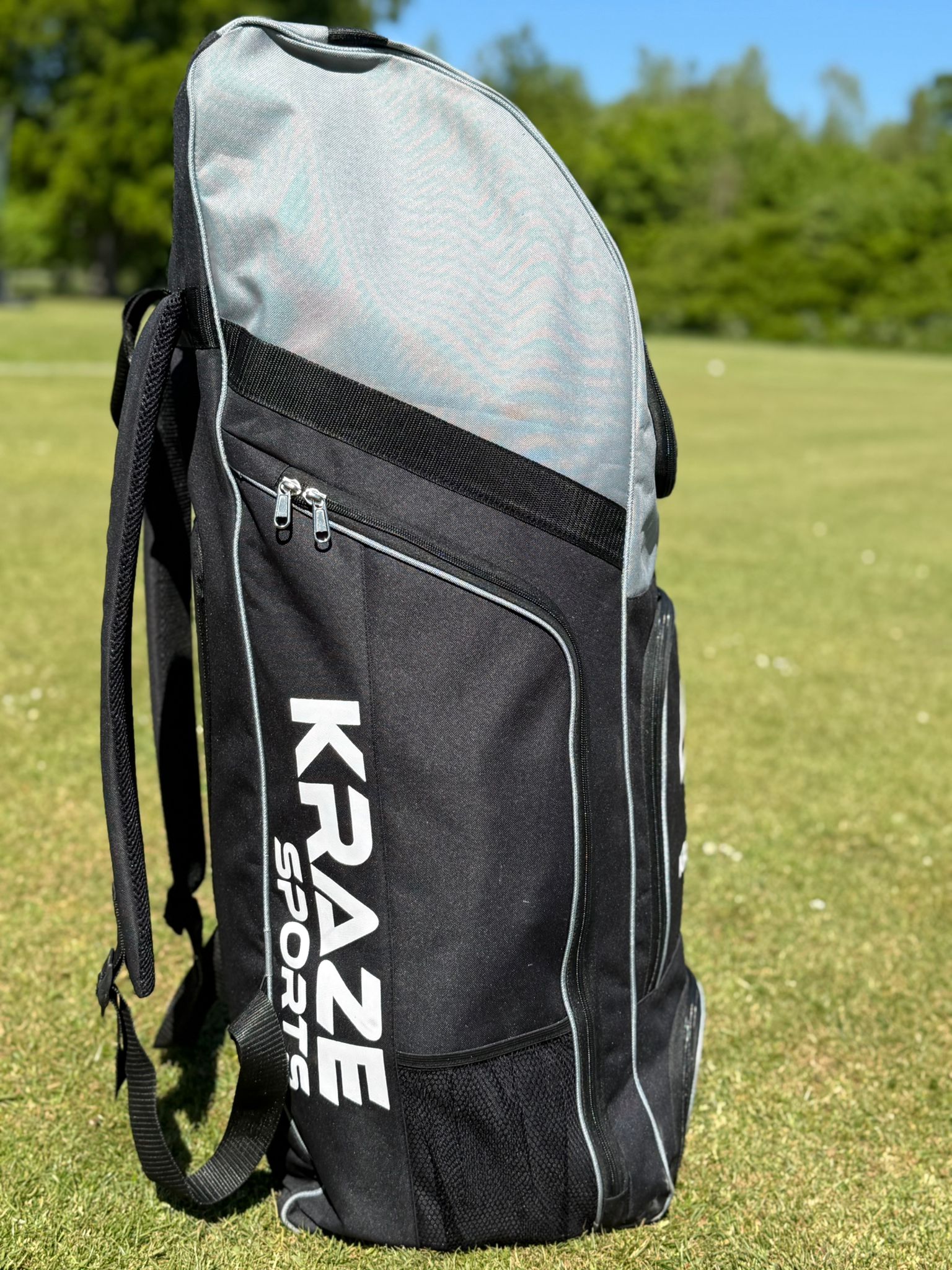 Kraze Club Duffle Bag - Image 3